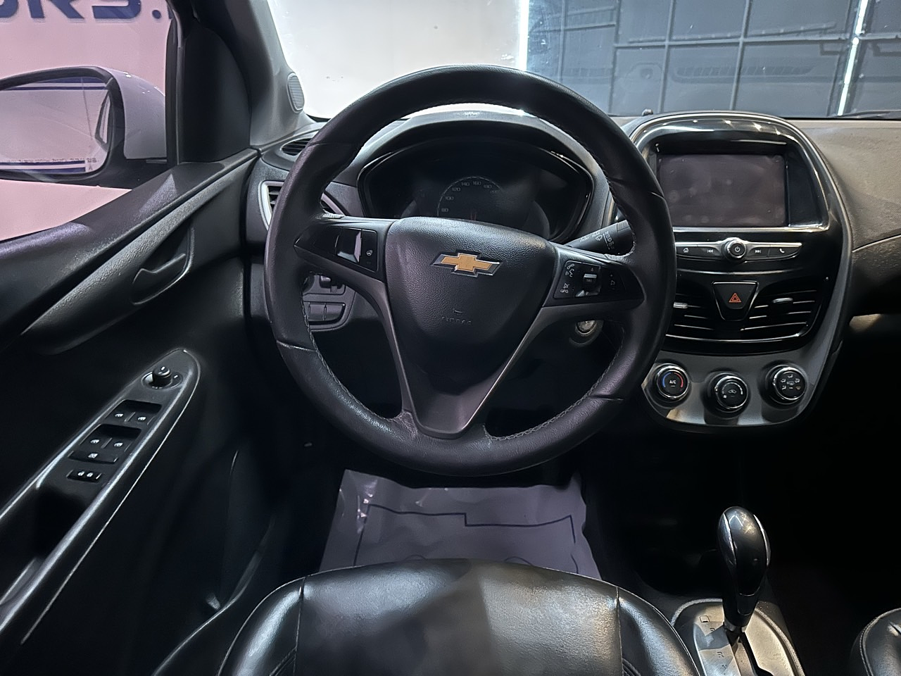 CHEVROLET NEW SPARK 2020 / 5PASAJEROS / AUTOMATICO / CAMARA R  18