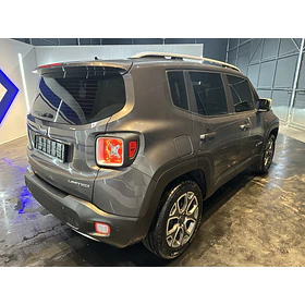 Jeep Renegade — foto 7 de 18