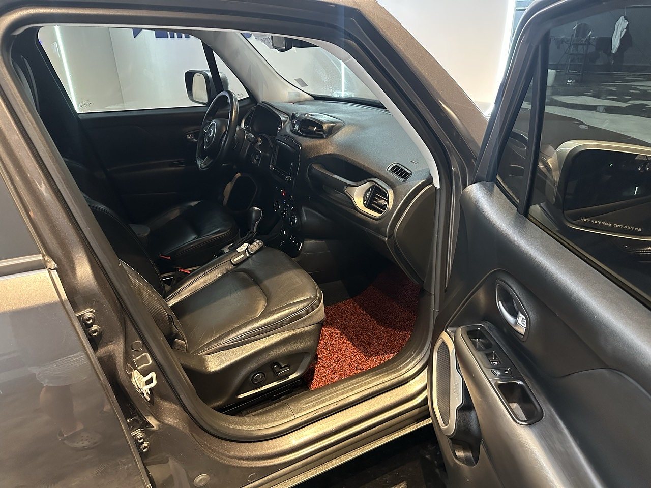 JEEP RENEGADE 2017 DIESEL 4WD / SUNROOF / CAMERA  14