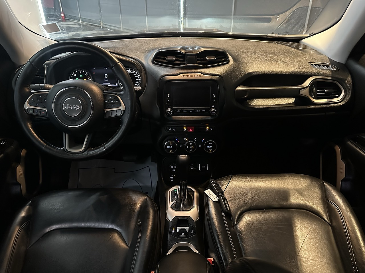 JEEP RENEGADE 2017 DIESEL 4WD / SUNROOF / CAMERA  22