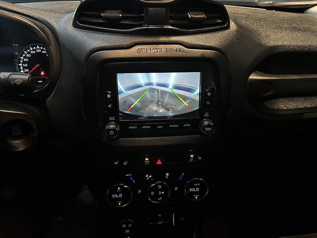 JEEP RENEGADE 2017 DIESEL 4WD / SUNROOF / CAMERA  37