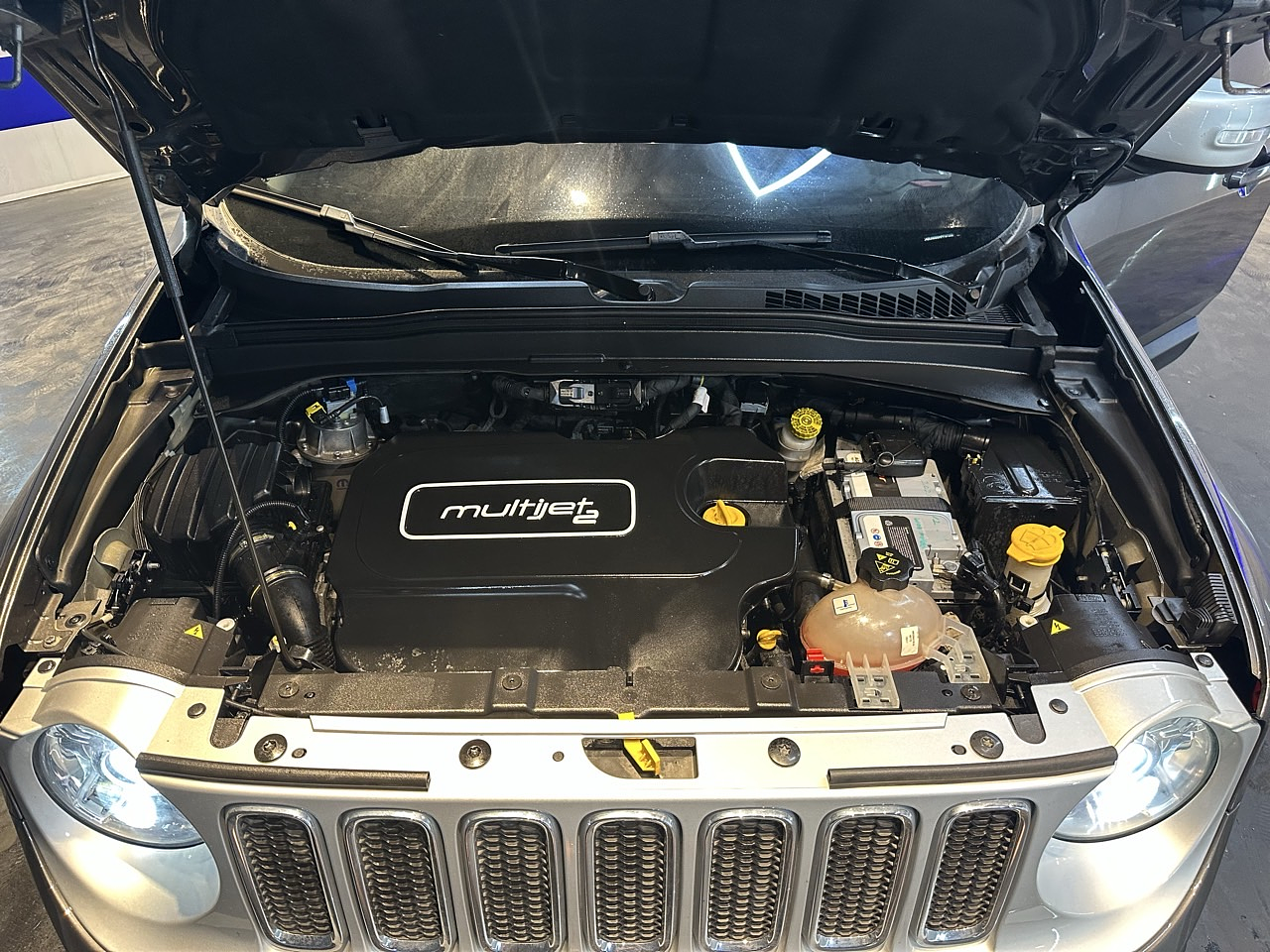 JEEP RENEGADE 2017 DIESEL 4WD / SUNROOF / CAMERA  39