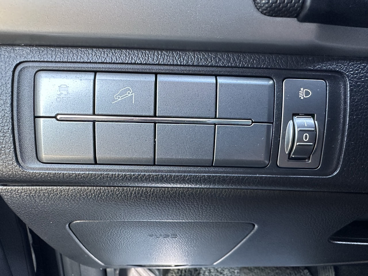 SSANG YONG REXTON SPORT 2018 / 4WD / DIESEL 2.2 / SMART KEY 10