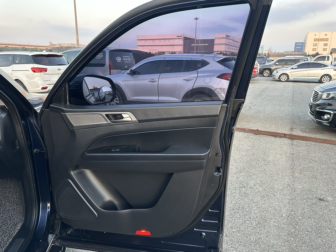 SSANG YONG REXTON 2018 / 4WD / DIESEL 2.2 / SMART KEY 14