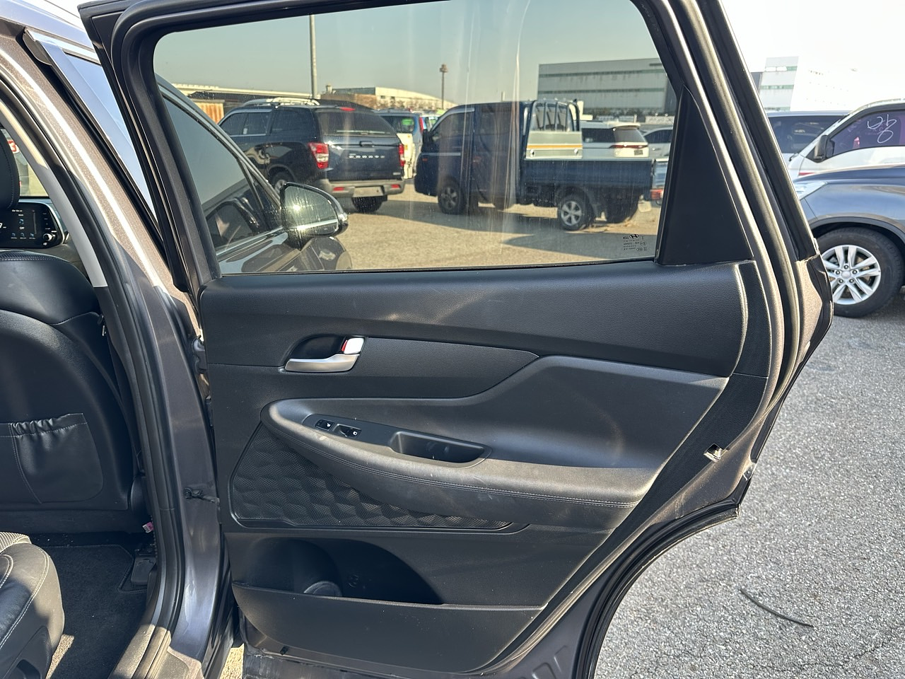 HYUNDAI SANTAFE 2019 / CAMARA R  / AUTOMATICO / DIESEL / 7PASAJEROS 18