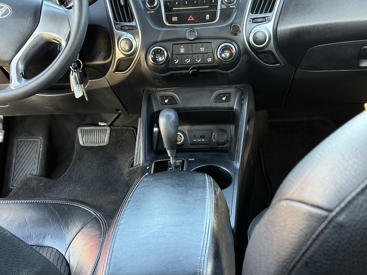  HYUNDAI TUCSON 2011 / AUTOMÁTICA  / DIESEL  / 2WD 19