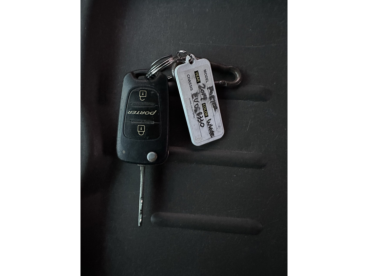 HYUNDAI PORTER 2014 / DOBLE CABINA / MECANICA / DIESEL 2.5 14