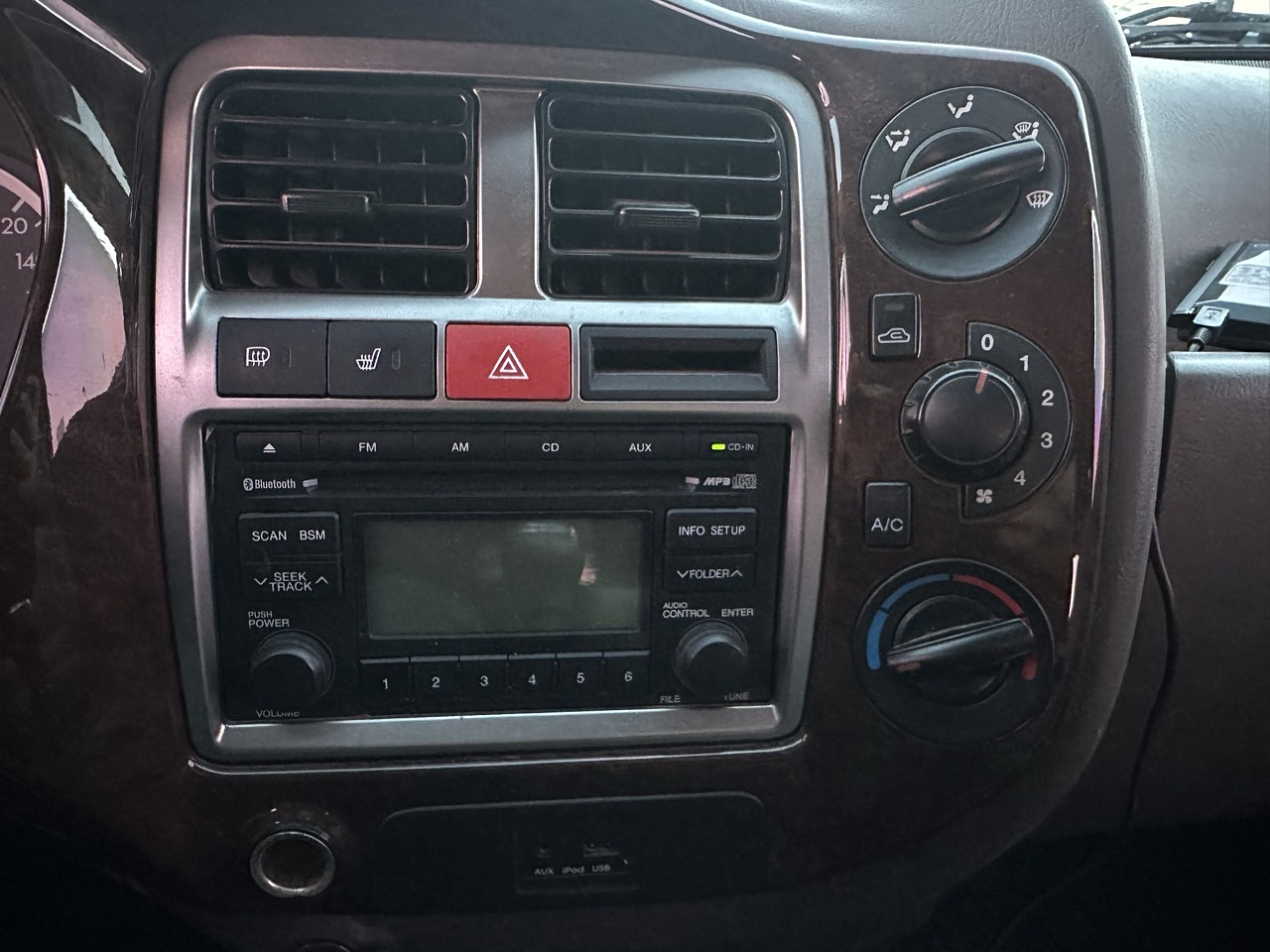 HYUNDAI PORTER 2014 / DOBLE CABINA / MECANICA / DIESEL 2.5 16