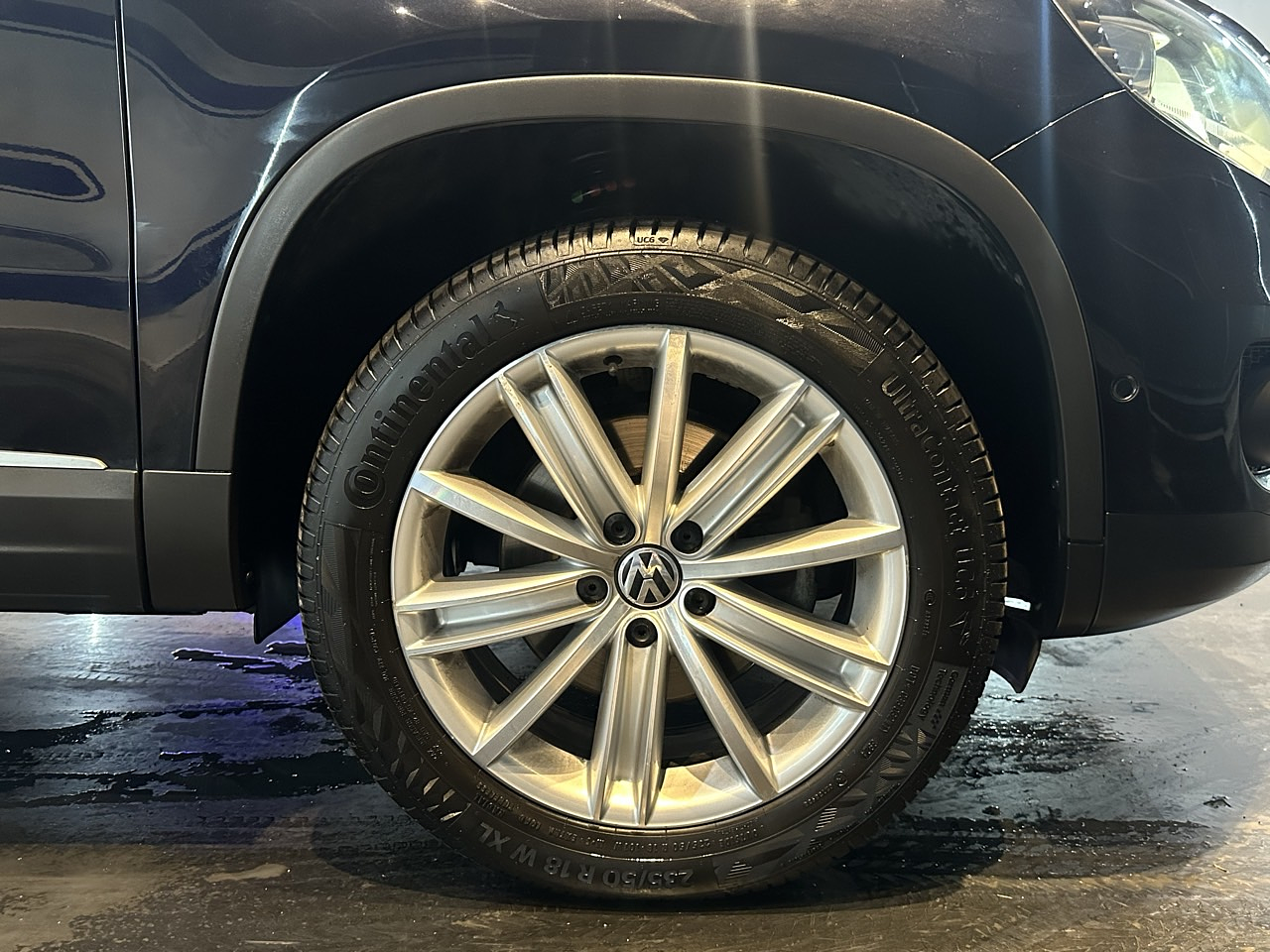 VOLKSWAGEN TIGUAN TDI 2013 / SUNROOF / SMART KEY / 4WD 40