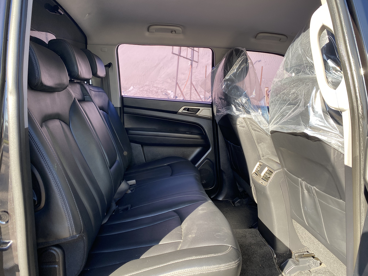 SSANG YONG REXTON SPORTS 2019 / 4WD / DIESEL / CAMARA R / SMART KEY 25