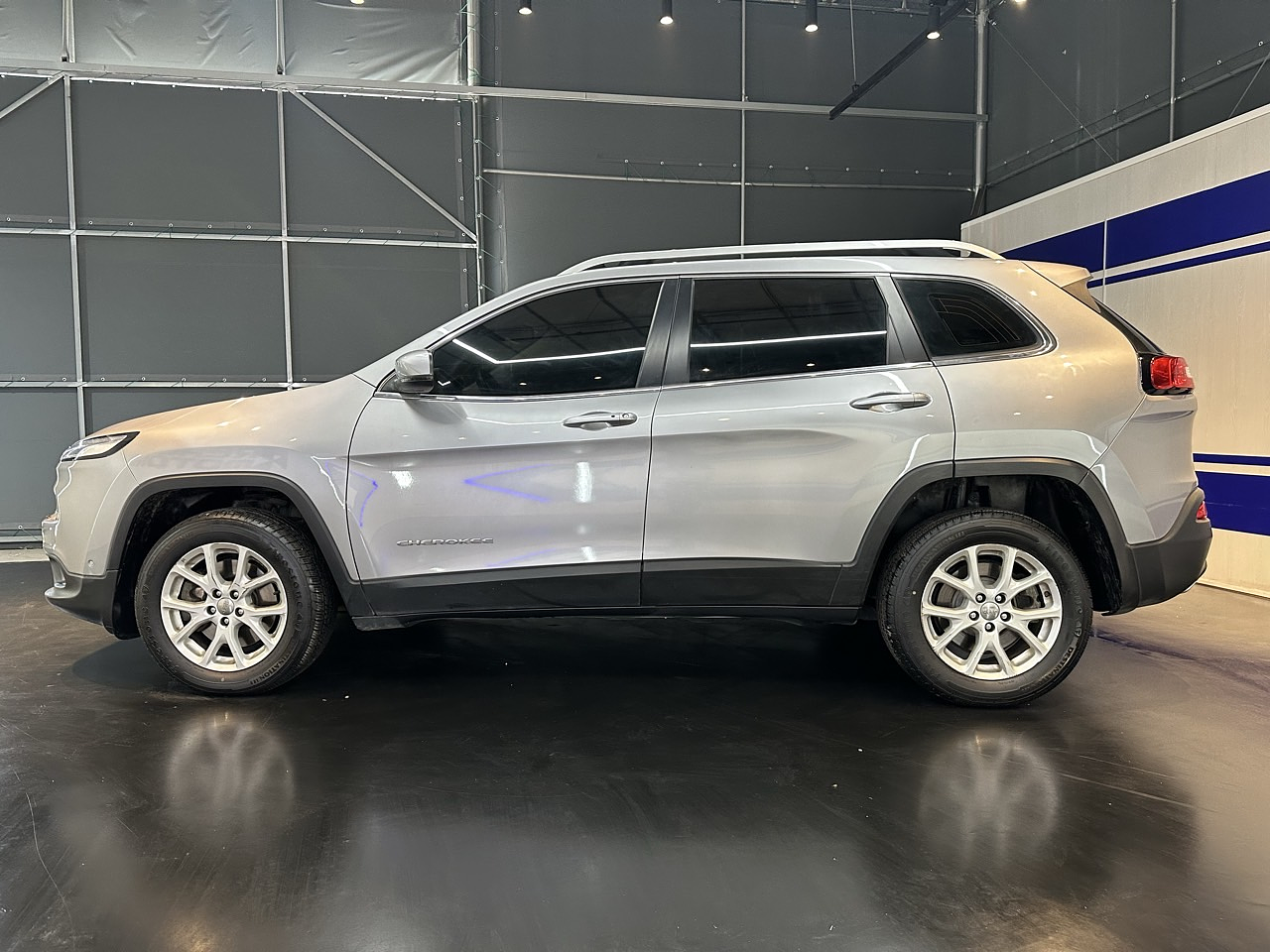 JEEP CHEROKEE 2015 / 4WD / SUNROOF / CAMARA R / DIESEL  9