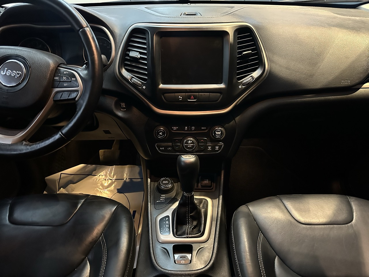 JEEP CHEROKEE 2015 / 4WD / SUNROOF / CAMARA R / DIESEL  19