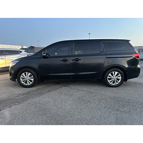 KIA Carnival — foto 6 de 18