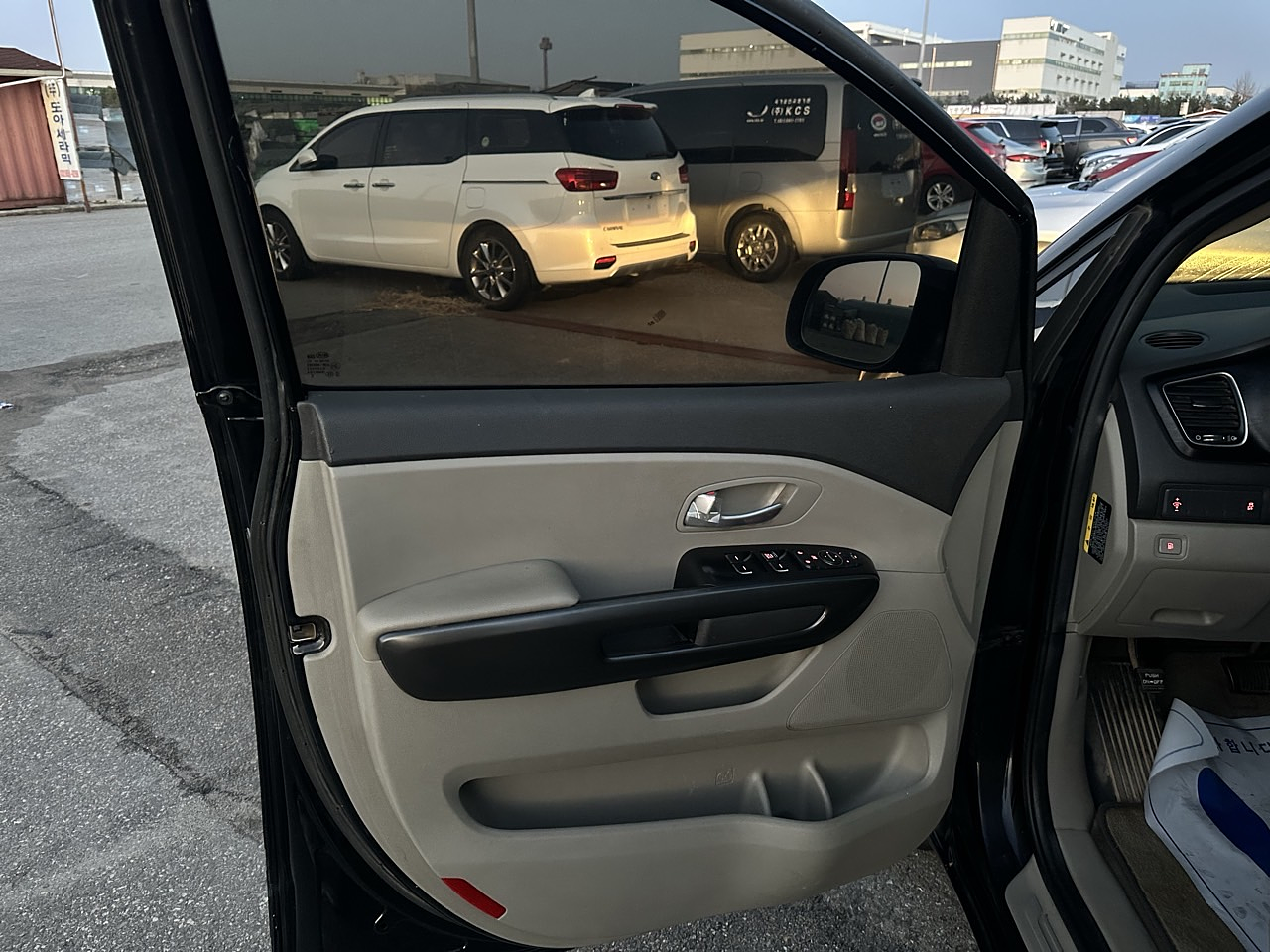 KIA CARNIVAL 2017 / PANTALLA / 11PASAJEROS / DIESEL 9