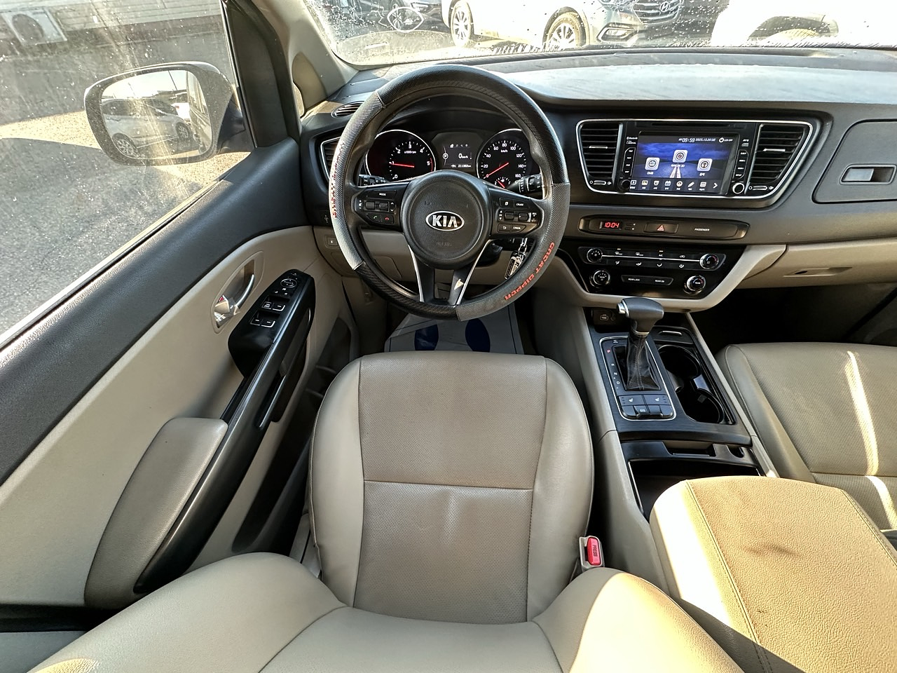 KIA CARNIVAL 2017 / PANTALLA / 11PASAJEROS / DIESEL 15