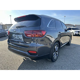 KIA Sorento — foto 6 de 18