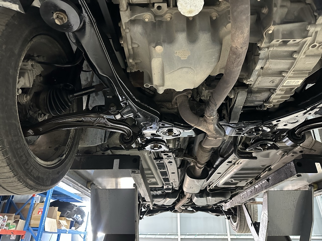 FORD EXPLORER 2014 / GASOLINA 3.5 / 7PASAJEROS / 4WD / CAMARA 360 26