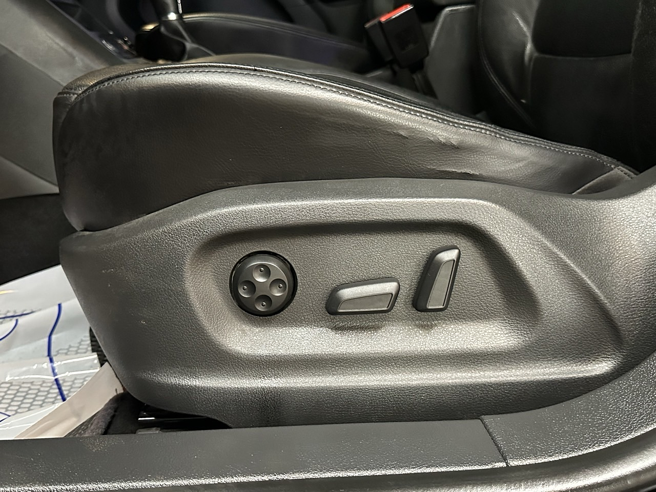 VOLKSWAGEN TIGUAN TDI 2013 / SUNROOF / SMART KEY / 4WD 12