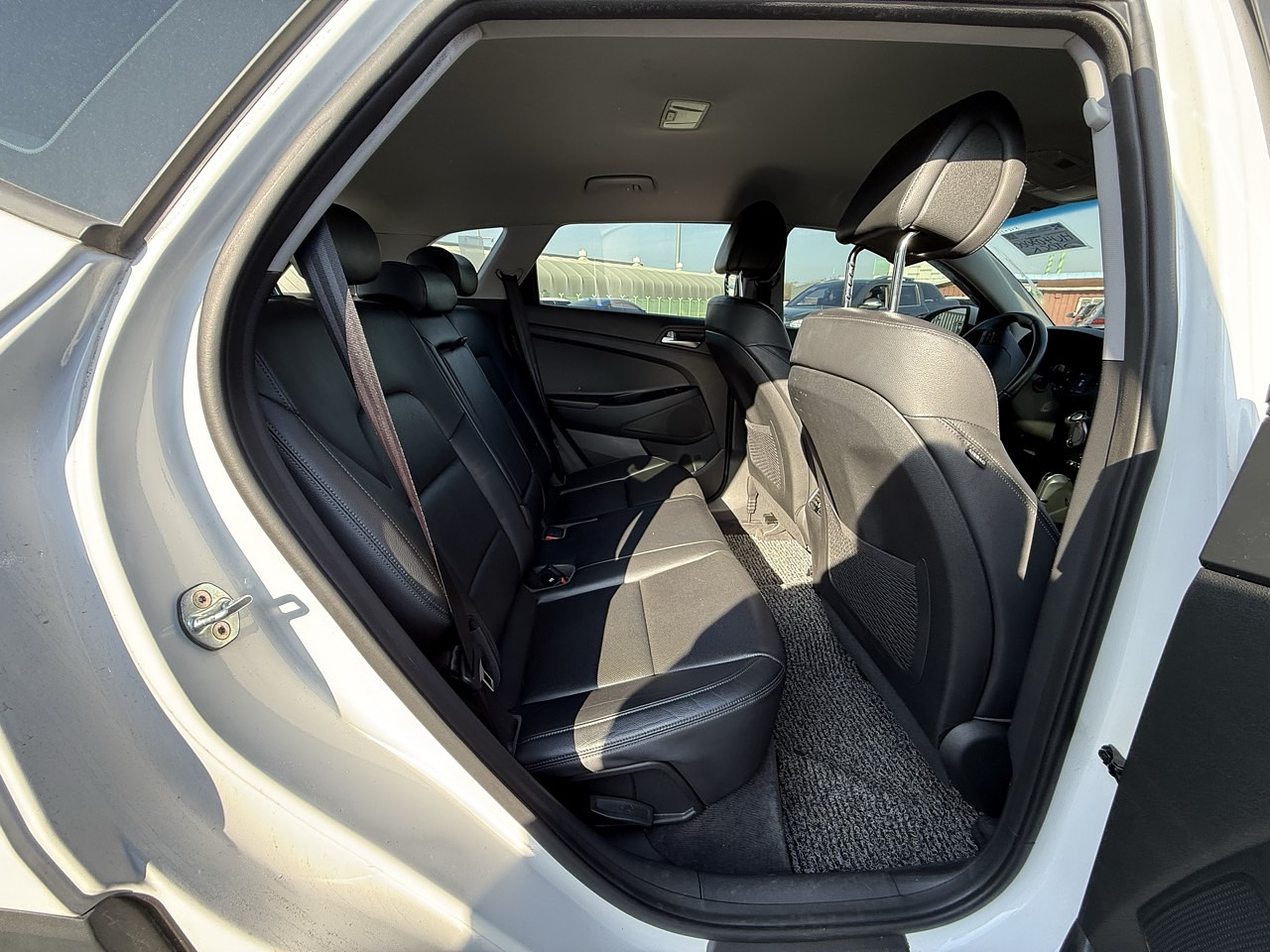 HYUNDAI ALL NEW TUCSON 2017 / CÁMARA R / 2WD/ DIESEL 1.7 CC 26