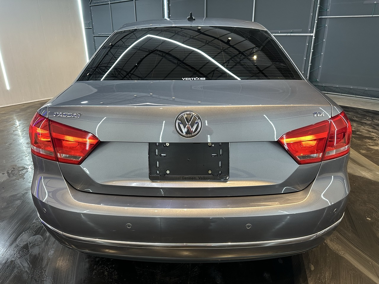 VOLKSWAGEN PASSAT 2015 / SUNROOF / CAMARA R / SMART KEY / 2WD 5