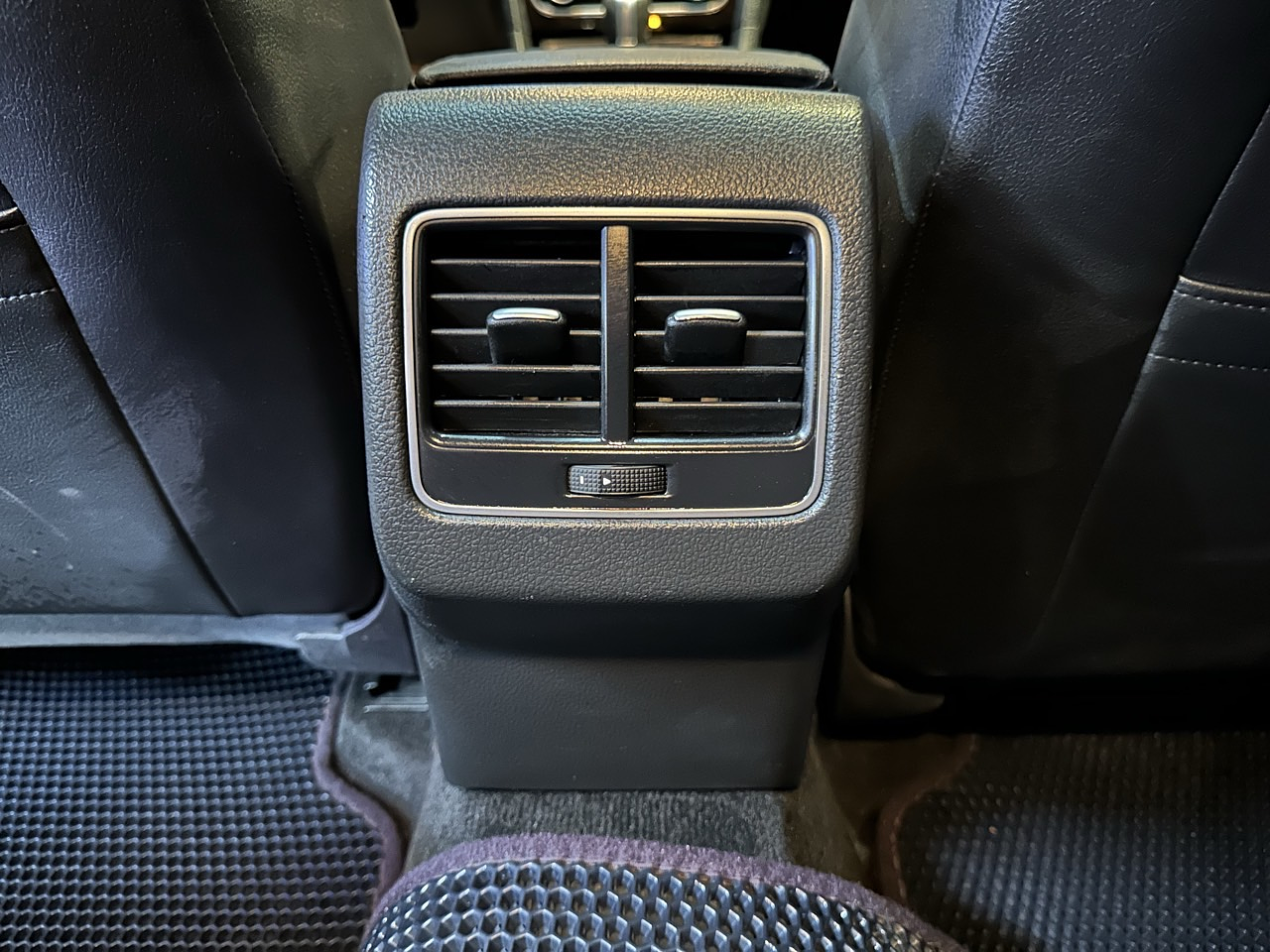 VOLKSWAGEN PASSAT 2015 / SUNROOF / CAMARA R / SMART KEY / 2WD 28