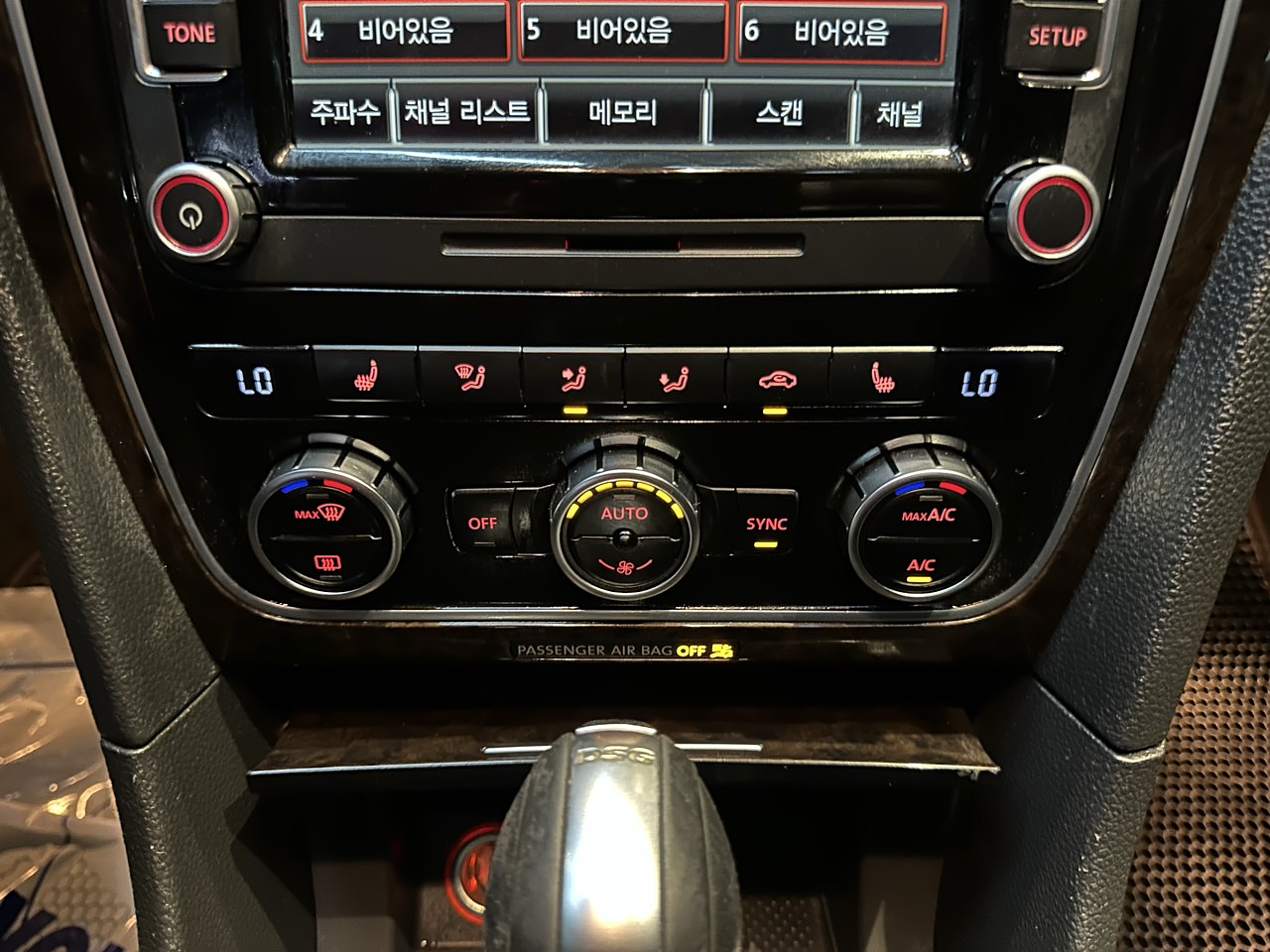 VOLKSWAGEN PASSAT 2015 / SUNROOF / CAMARA R / SMART KEY / 2WD 21