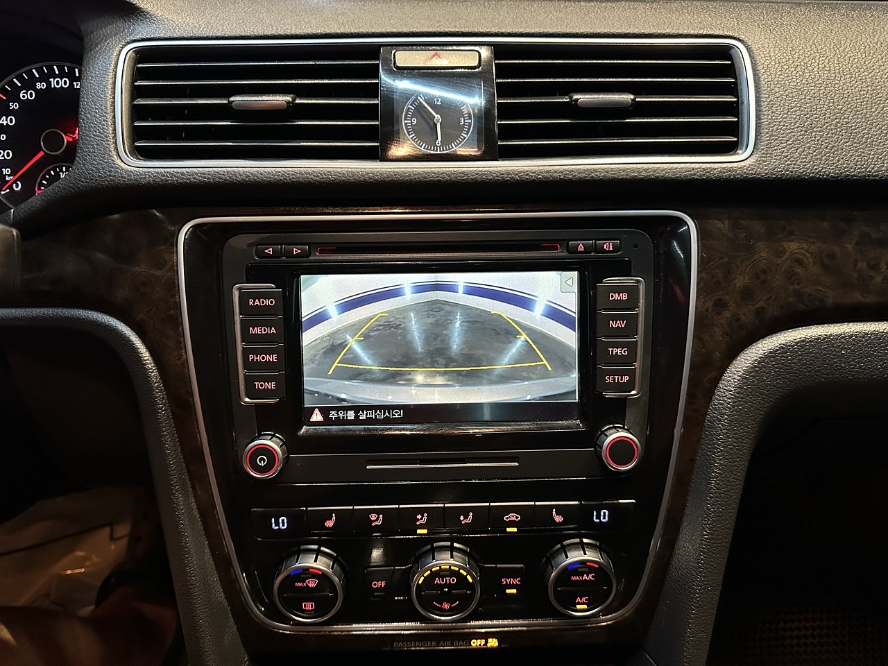 VOLKSWAGEN PASSAT 2015 / SUNROOF / CAMARA R / SMART KEY / 2WD 19