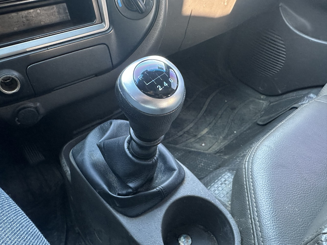 HYUNDAI PORTER 2014 / DOBLE CABINA / MECANICA / DIESEL 2.5 13