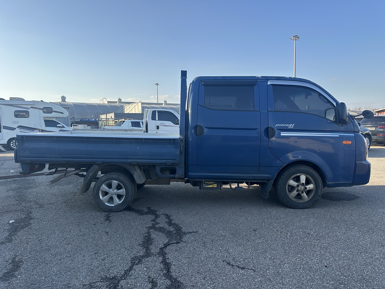 HYUNDAI PORTER 2014 / DOBLE CABINA / MECANICA / DIESEL 2.5 5