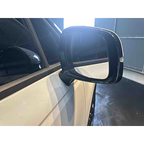 KIA Carnival — foto 11 de 16