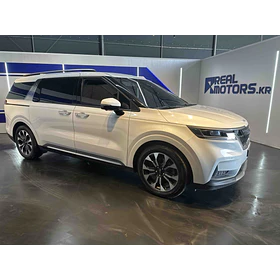 KIA Carnival — foto 2 de 16