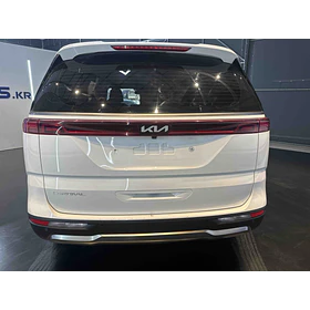 KIA Carnival — foto 5 de 16