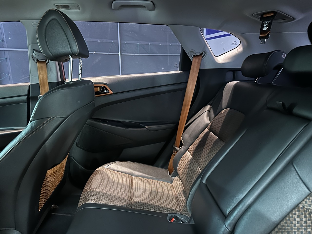  HYUNDAI TUCSON 2016 / AUTOMÁTICA  / CAMARA R / SUNROOF / DIESEL / 2WD  32