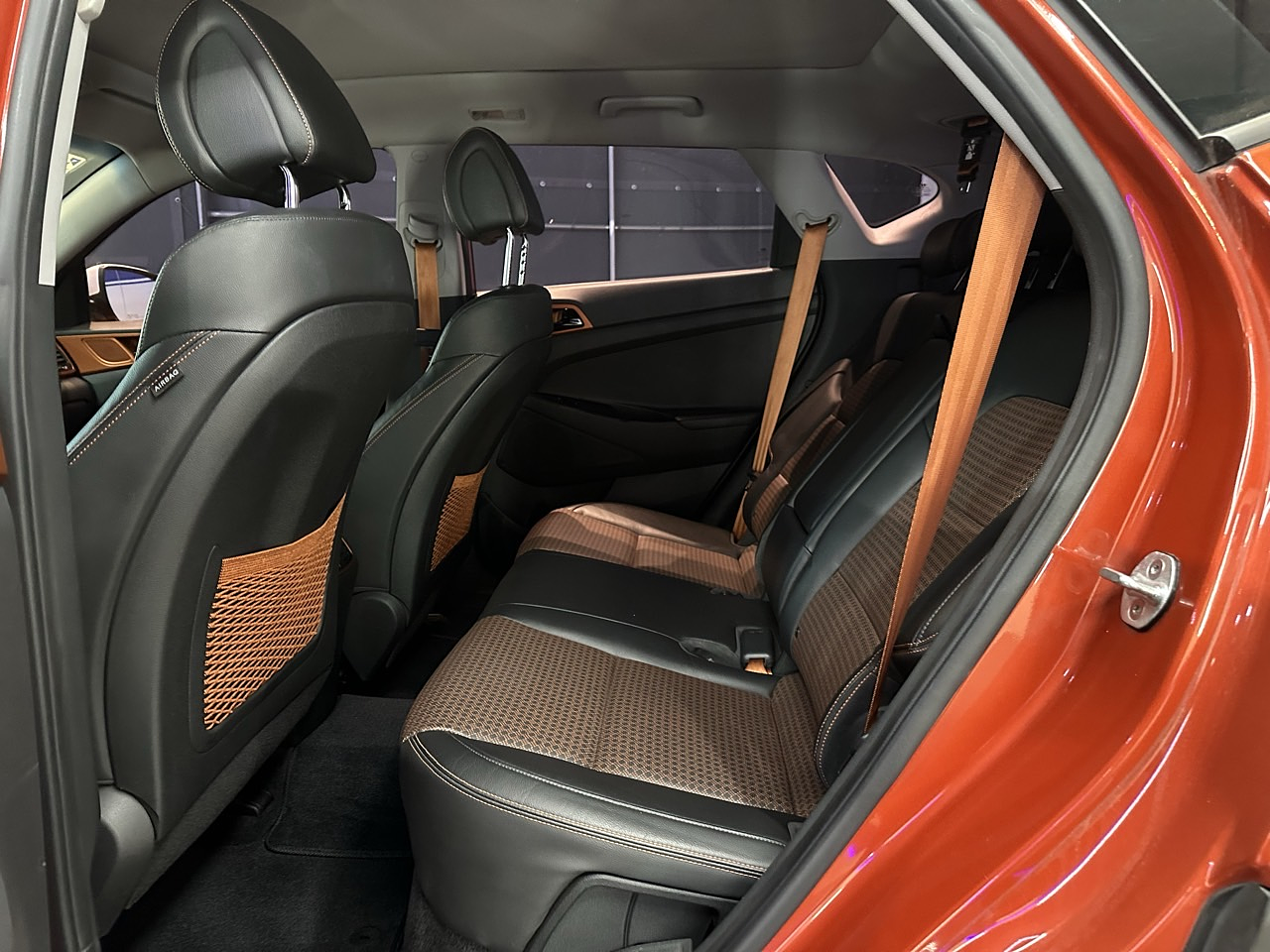  HYUNDAI TUCSON 2016 / AUTOMÁTICA  / CAMARA R / SUNROOF / DIESEL / 2WD  31