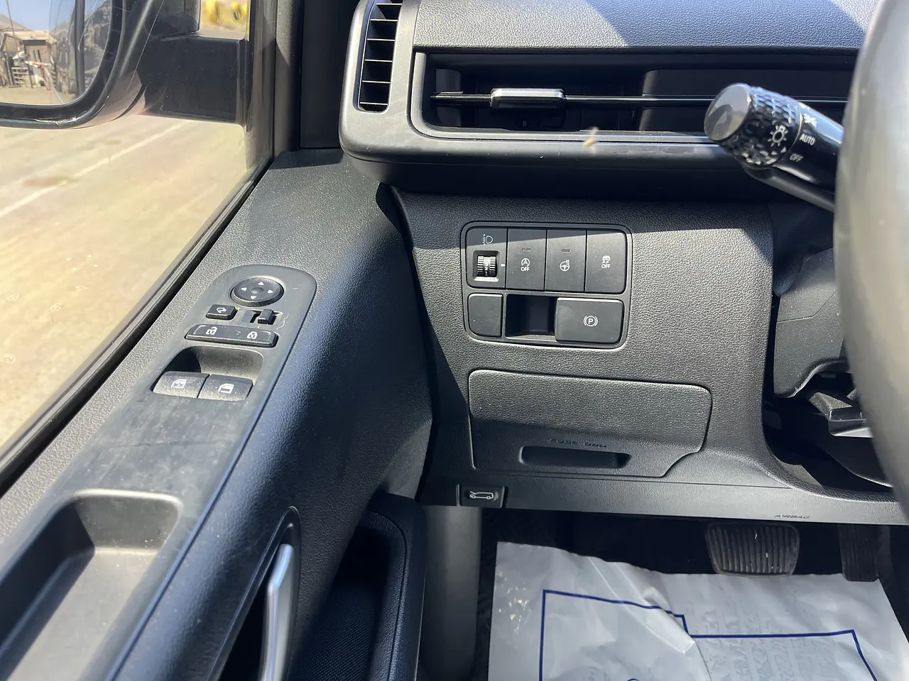 HYUNDAI STARIA 2022 / 2WD / DIESEL 2.5 / 9SEATS  15