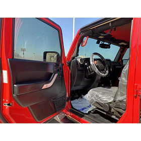 Jeep Wrangler Rubicon — foto 9 de 16