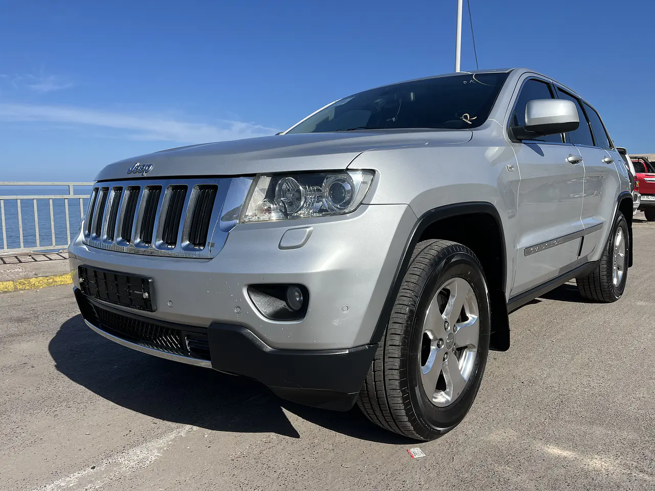 JEEP CHEROKEE 2012 / DIESEL3.0/ SUNROOF/ R.CAM / 4WD 3