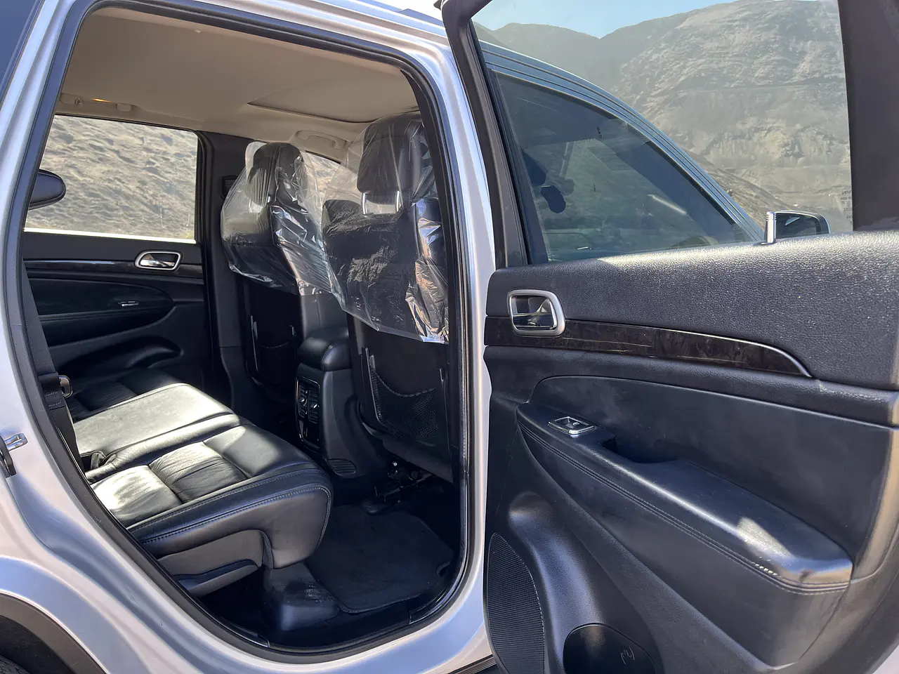 JEEP CHEROKEE 2012 / DIESEL3.0/ SUNROOF/ R.CAM / 4WD 27