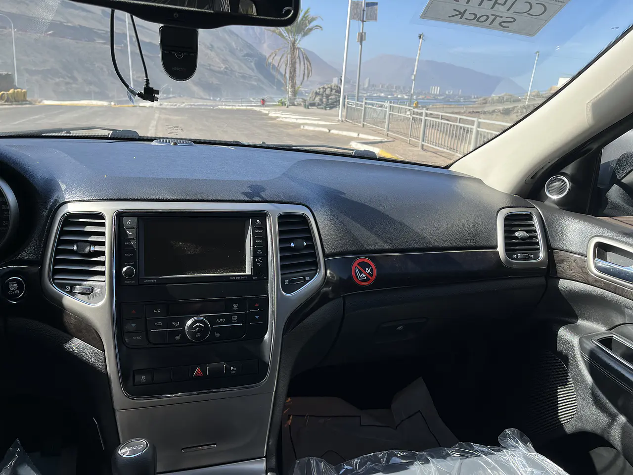 JEEP CHEROKEE 2012 / DIESEL3.0/ SUNROOF/ R.CAM / 4WD 18