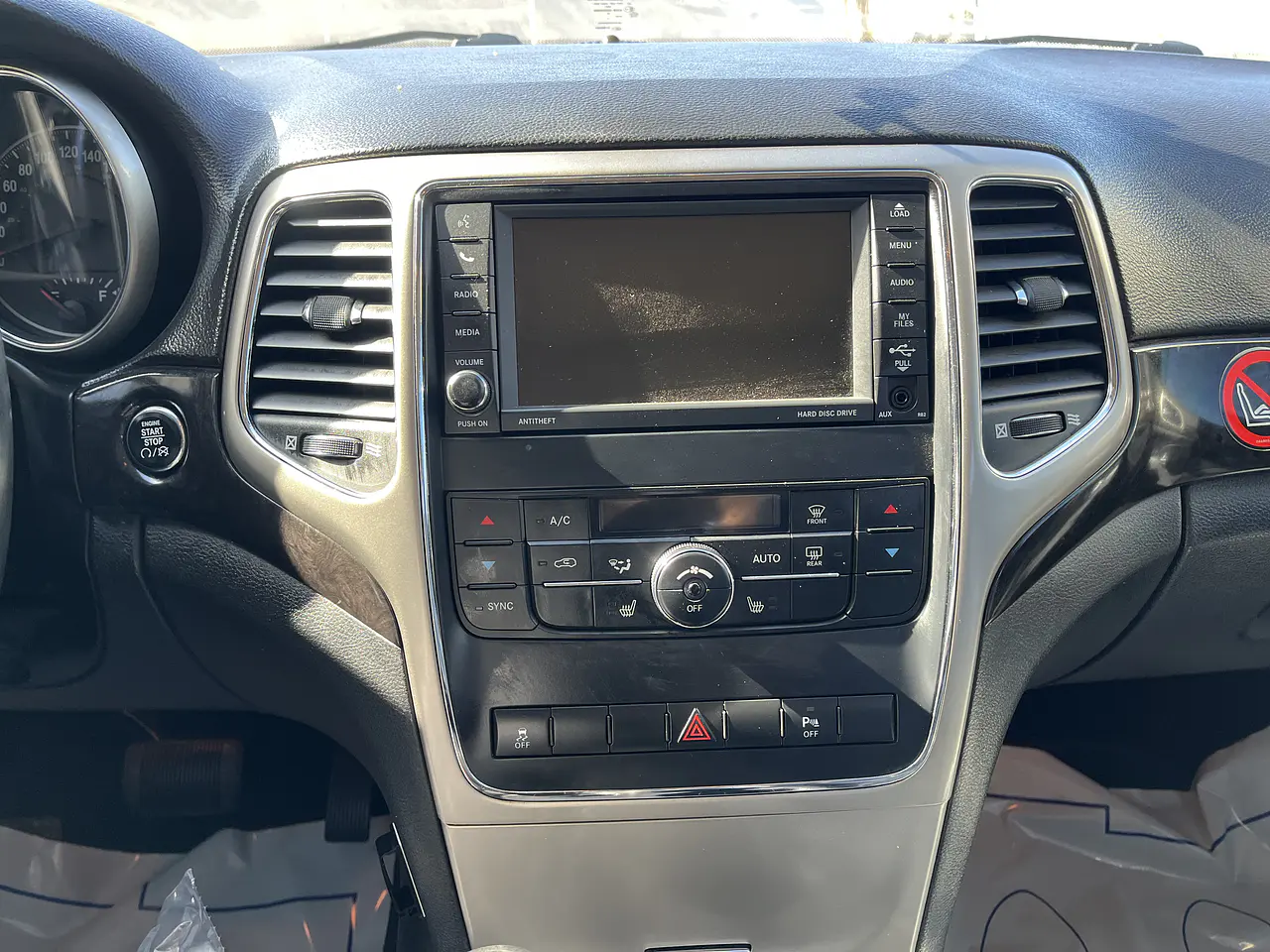 JEEP CHEROKEE 2012 / DIESEL3.0/ SUNROOF/ R.CAM / 4WD 21