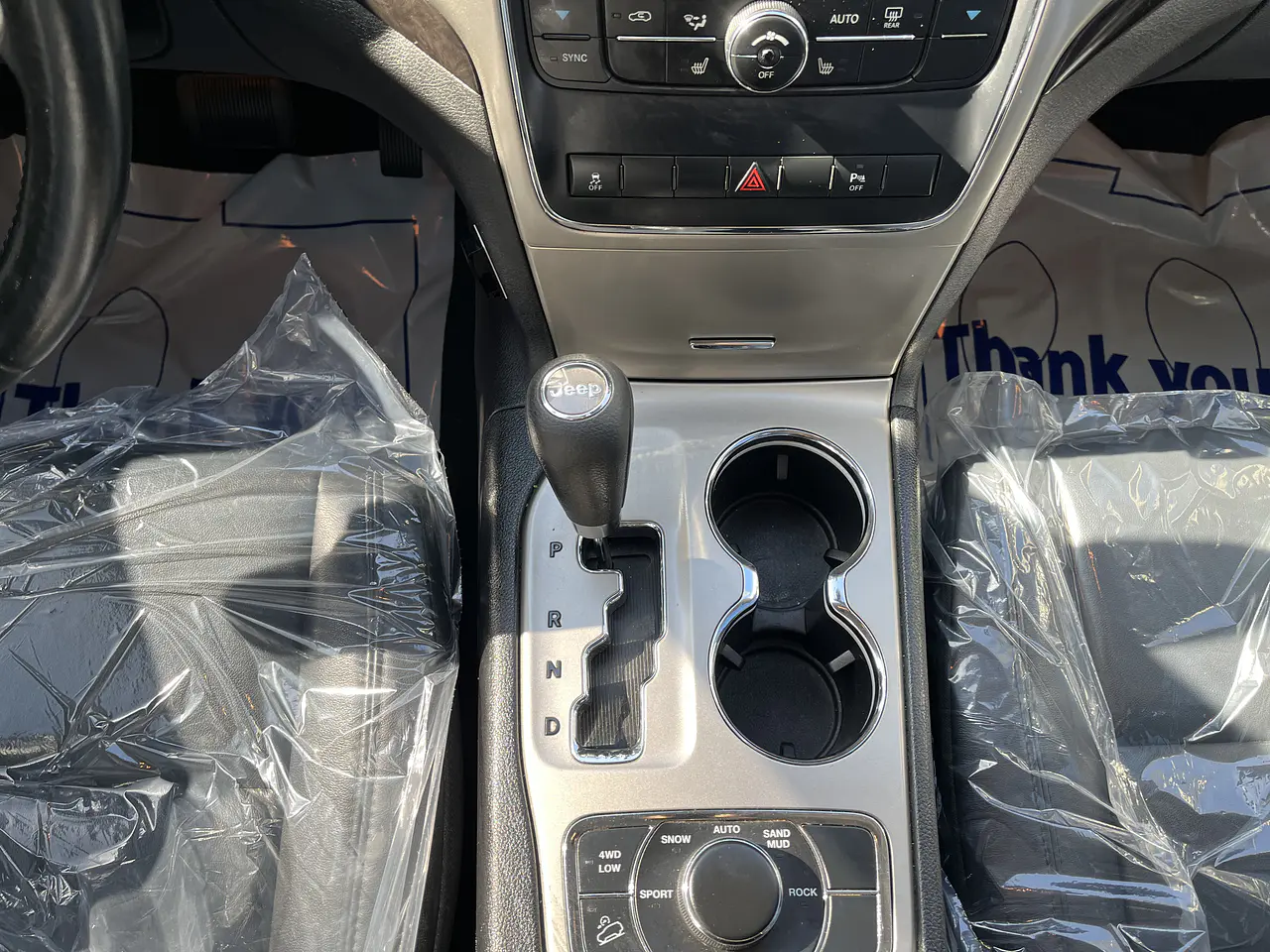 JEEP CHEROKEE 2012 / DIESEL3.0/ SUNROOF/ R.CAM / 4WD 23