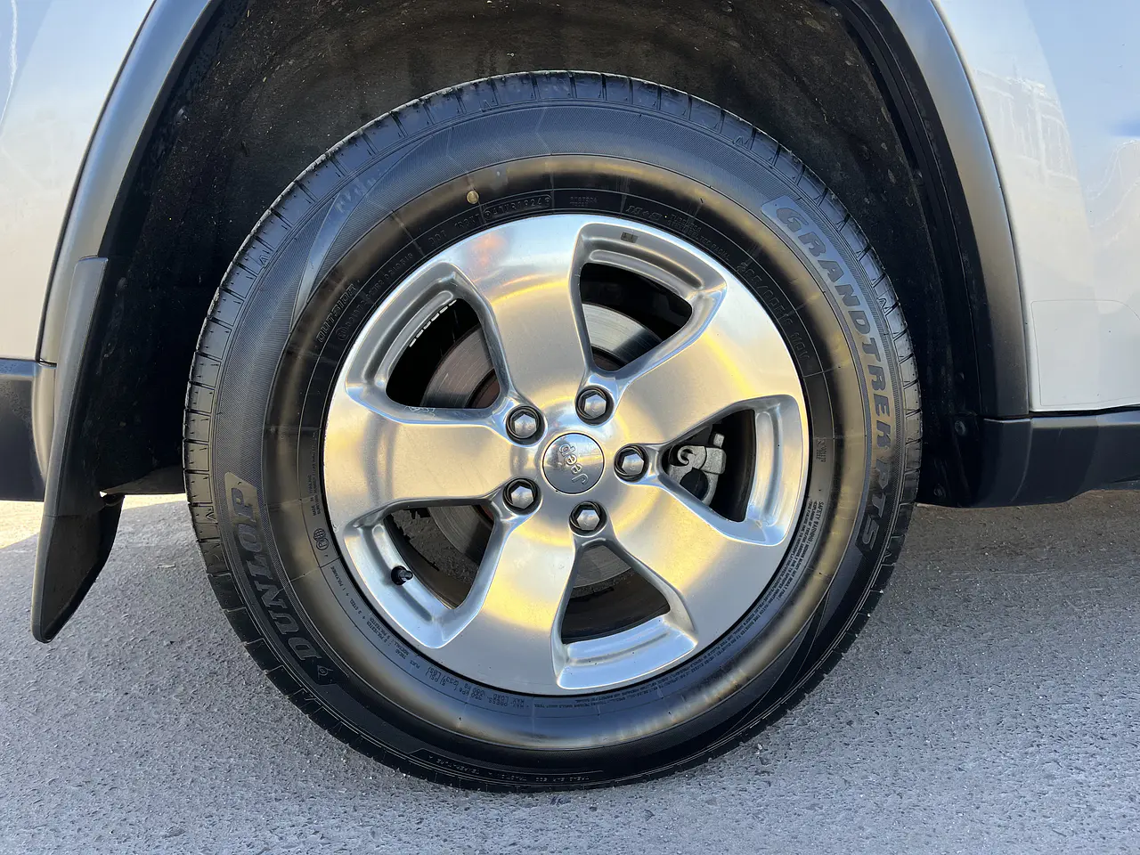 JEEP CHEROKEE 2012 / DIESEL3.0/ SUNROOF/ R.CAM / 4WD 37