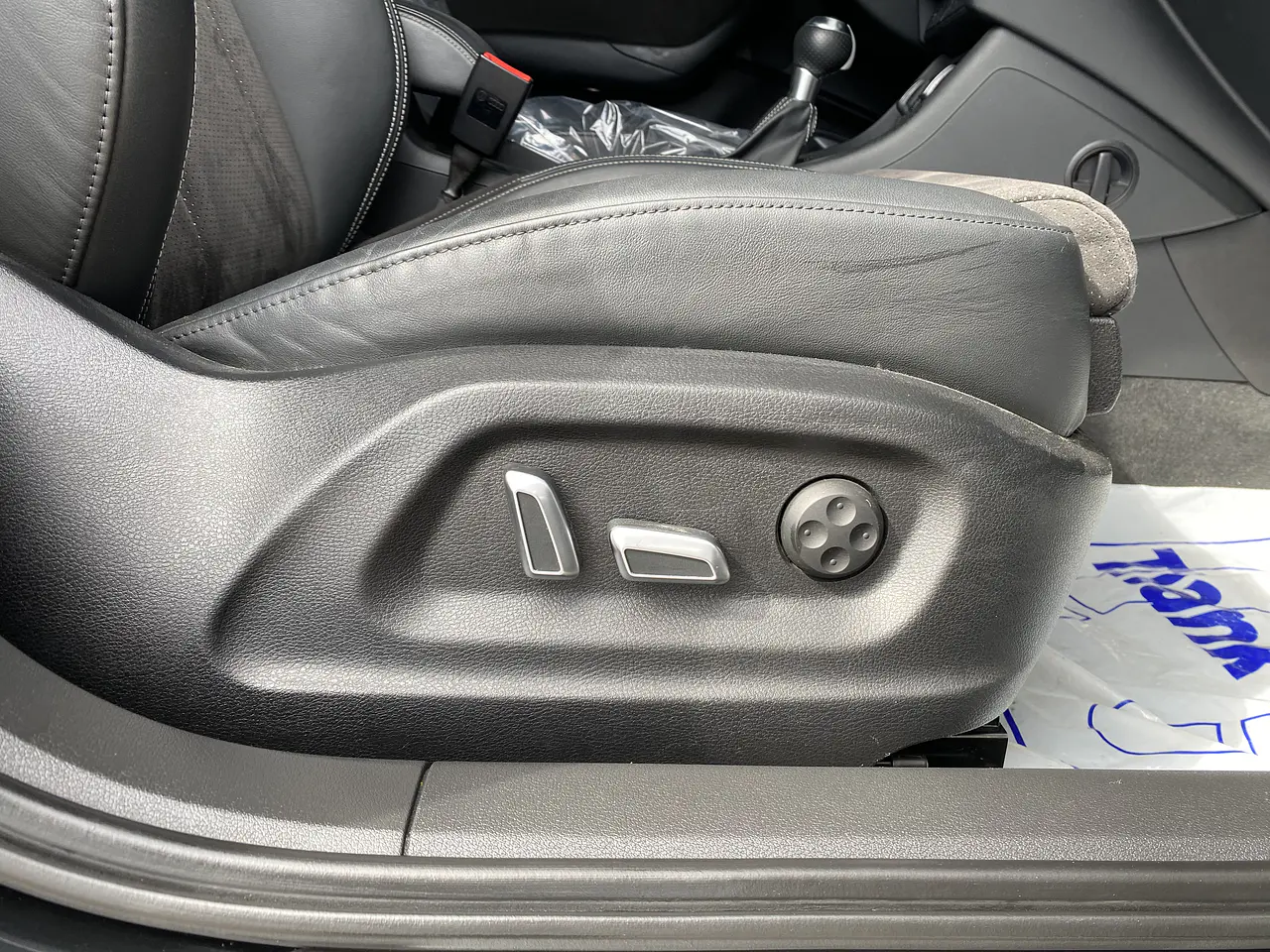 AUDI Q3 35 TDI QUATTRO 2016 / SUNROOF / SMART KEY / CAMARA R 25