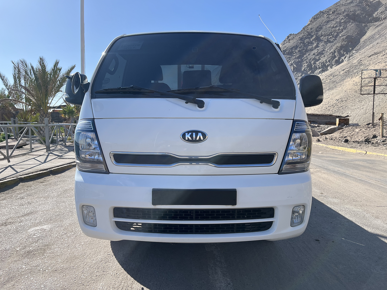 KIA BONGO3 2020 1.2T / CAMARA R / MECANICO / DIESEL 2.5 2