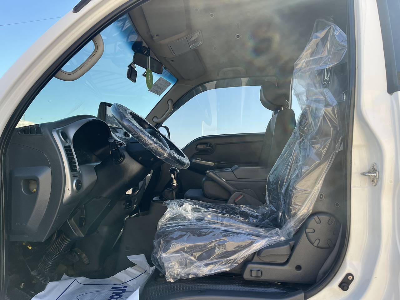 KIA BONGO3 2020 1.2T / CAMARA R / MECANICO / DIESEL 2.5 13