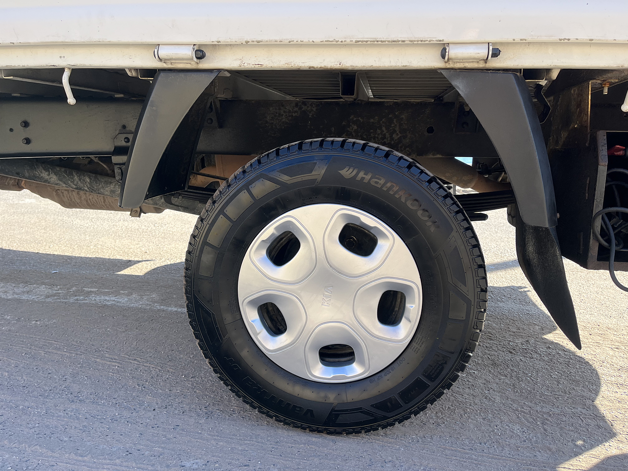 KIA BONGO3 2020 1.2T / CAMARA R / MECANICO / DIESEL 2.5 26