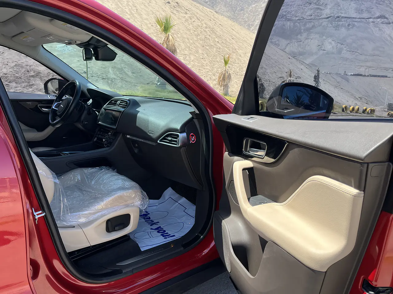 JAGUAR F-PACE 2018 / SUNROOF / SMART KEY / FULL EQUIPO / DIESEL 29