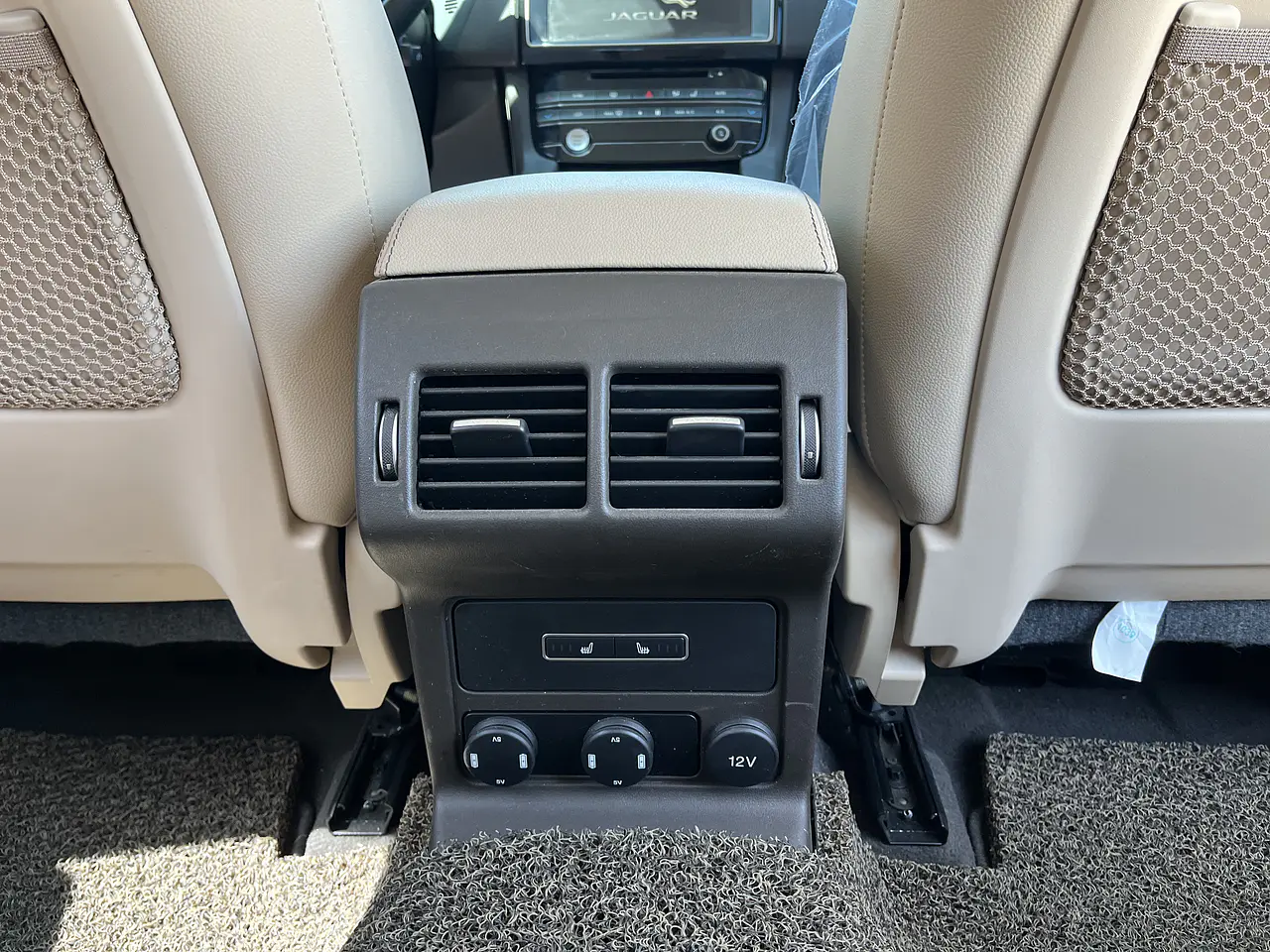 JAGUAR F-PACE 2018 / SUNROOF / SMART KEY / FULL EQUIPO / DIESEL 37