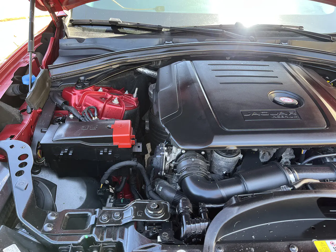 JAGUAR F-PACE 2018 / SUNROOF / SMART KEY / FULL EQUIPO / DIESEL 42