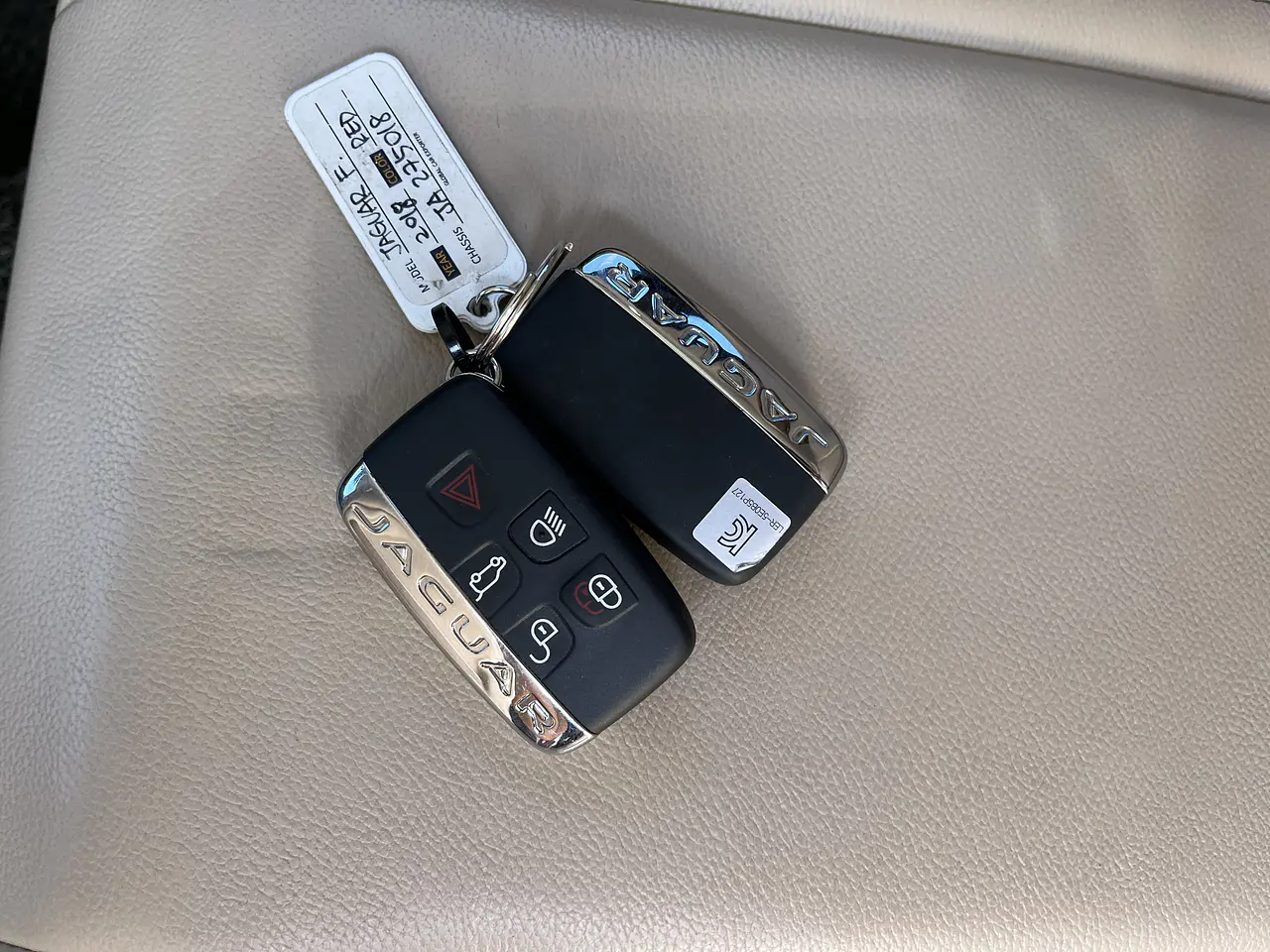 JAGUAR F-PACE 2018 / SUNROOF / SMART KEY / FULL EQUIPO / DIESEL 15